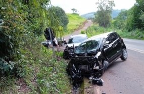Colisão frontal mata idoso e deixa vários feridos na SC-155