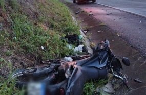 Motociclista sofre fratura na perna após colisão frontal na SC-135