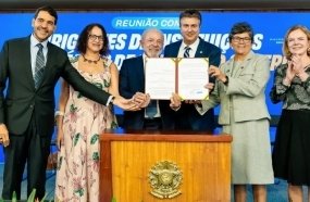 Unoesc acompanha ato histórico de regulamentação das Universidades Comunitárias