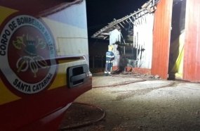 Incêndio em aviário mobiliza Bombeiros no interior de Capinzal