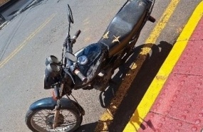 Motociclista é preso por embriaguez após acidente no centro de Herval d´Oeste