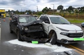 Colisão entre veículos deixa duas pessoas feridas na BR-282