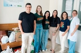 Acadêmicos de Fisioterapia arrecadam mais de 200 kg de alimentos em trote solidário