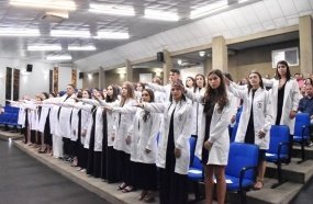 Curso de Odontologia da Unoesc Joaçaba realiza a Cerimônia do Jaleco