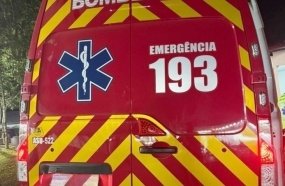Confusão em festa termina com jovem preso após danificar ambulância dos Bombeiros