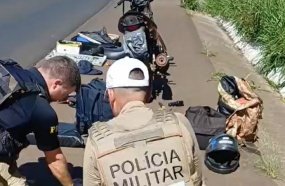 Motociclista transportava mais de 5 kg de cocaína escondida no tanque de combustível