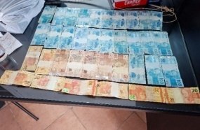 Casal é preso com mais de R$ 2,7 mil em notas falsas