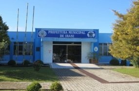 Ex-prefeito de Irani é condenado por contratações irregulares de servidores