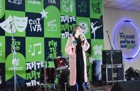 Manifestações artísticas encantam o público durante a Oliuni Cultural na Unoesc