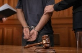Homem é condenado a mais de 70 anos de prisão por abusar de três sobrinhas 