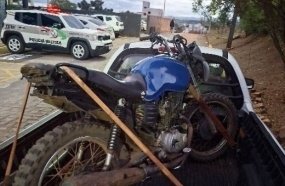 Polícia Militar prende dois condutores por adulteração de motocicletas