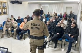 Reunião com a PM debate perturbação do sossego causada por motos em Joaçaba