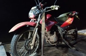 Casal fica ferido após colisão de motocicleta contra boi na SC-154