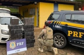 Motorista de aplicativo é preso com 297 kg de maconha na BR-282