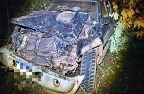 Motorista de caminhonete fica ferido após saída de pista na SC-150