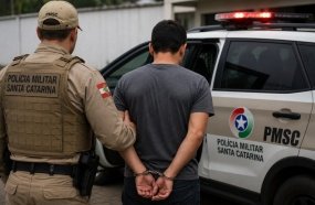 PM prende homem condenado por homicídio culposo na direção de veículo