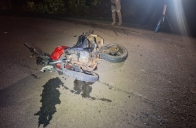 Motociclista de 28 anos morre após colisão frontal na SC-155