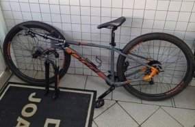Jovem e idoso são conduzidos à Delegacia após PM localizar bicicleta furtada 