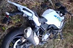 Motociclista fica ferido após colisão com carro na BR-282
