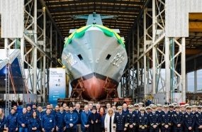 Lançamento de fragata em Itajaí marca salto na indústria naval brasileira 