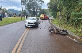 Colisão entre moto e carro mata adolescente de 18 anos na SC-154