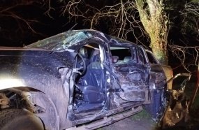 Idoso morre após colisão entre caminhão e caminhonete no Oeste