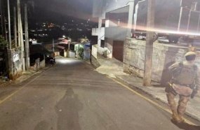 Briga generalizada e confronto com a PM termina com dois feridos em Herval d’Oeste