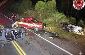 Grave acidente deixa três pessoas feridas em Campos Novos