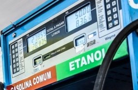 Gasolina com 32% de etanol entra em vigor neste sábado em todo o Brasil
