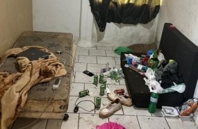 Jovem é mantida em cárcere privado após conhecer suspeito pela internet