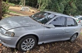 Vectra furtado é localizado pela Polícia Militar em revenda de veículos