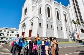 Comunidade realiza caminhada de reconhecimento da Rota Peregrina Caminhos Santos