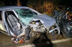 Colisão frontal entre dois veículos deixa seis feridos na SC-355