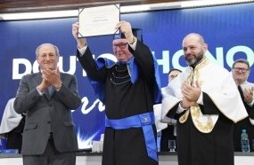 Unoesc celebra 30 anos como universidade com homenagem a ex-reitor