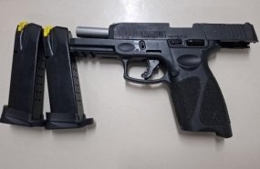PM apreende armas após mulher ser agredida pelo companheiro em Luzerna