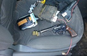Motorista é preso por porte ilegal de arma em Vargem Bonita