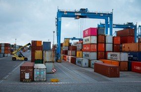 Deputado preocupado com embargos à exportação de carne