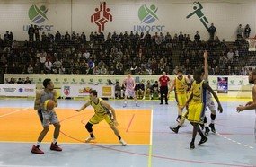 Semifinal do campeonato de basquete começa nesta quinta