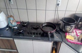 Moradora esquece frigideira no fogão, que gera fumaça em edifício