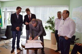 Vereador Jucelino Ferraz assume Prefeitura de Joaçaba