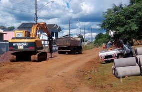 Ruas do bairro Jardim Alvorada recebem melhorias