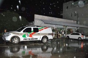 Elementos armados assaltam padaria em Campos Novos