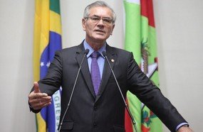 Silvio Dreveck assume a presidência da Assembleia Legislativa