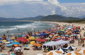 Verão SC: números mostram que a estação é destaque na economia