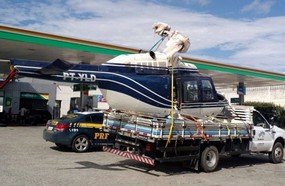 PRF flagra caminhão transportando helicóptero
