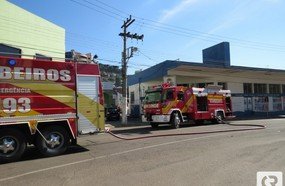 Incêndio no espaço Vale Samba mobiliza Bombeiros