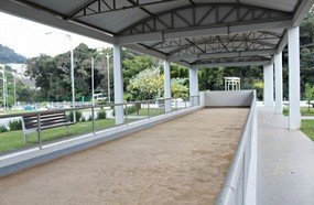 Vereador diz que cancha de bocha do Parque precisa de adaptações