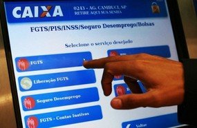 Caixa antecipa calendário de saques de até R$ 500 do FGTS