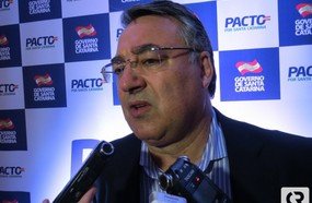 Governo decide antecipar pagamento de salários e do décimo terceiro