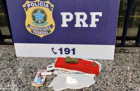 Passageiro de carro de aplicativo é preso com drogas na BR-282